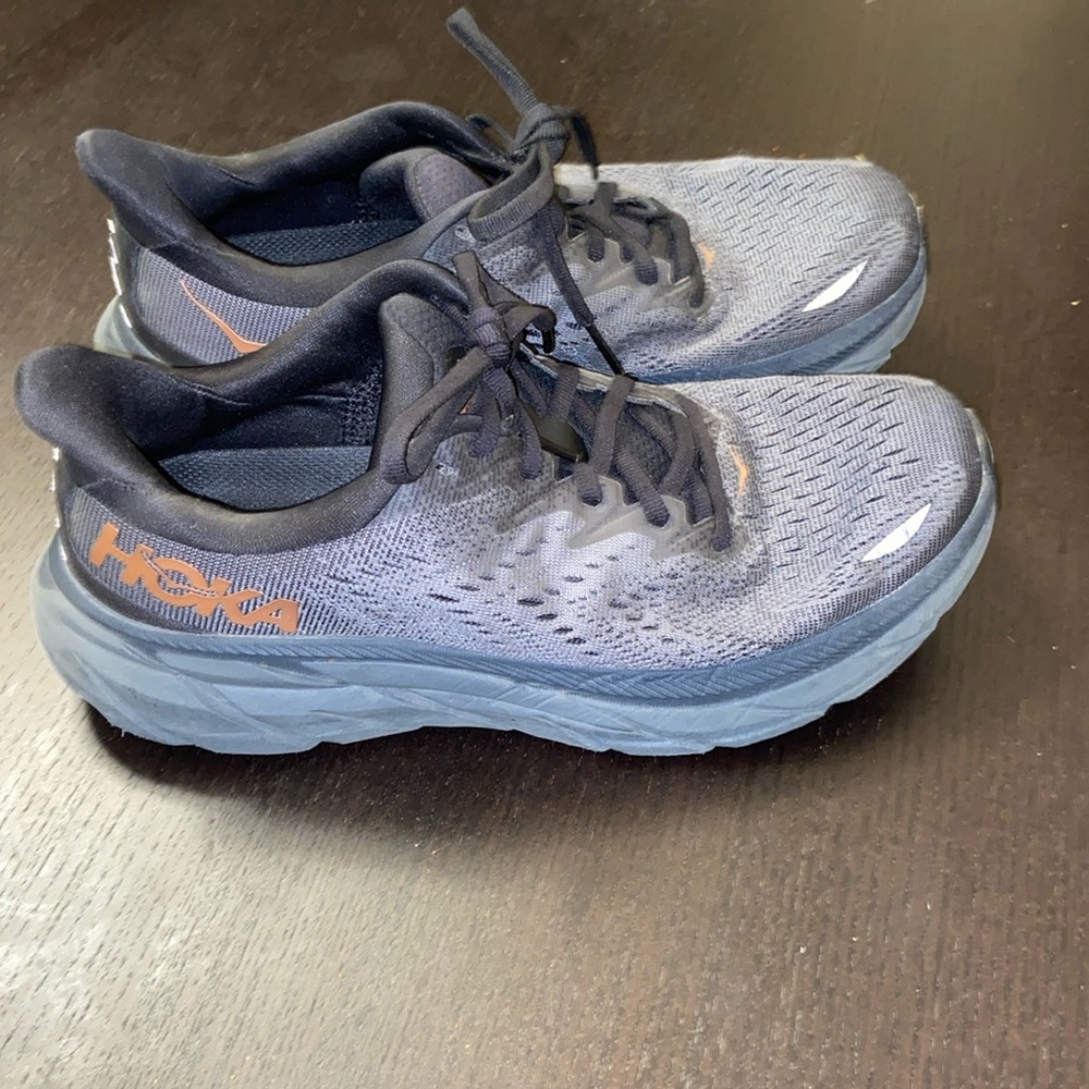 Hoka Clifton 8